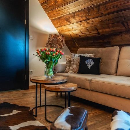 זקופאנה Harnasiowa Izba Spa - Apartamenty Pod Giewontem מראה חיצוני תמונה